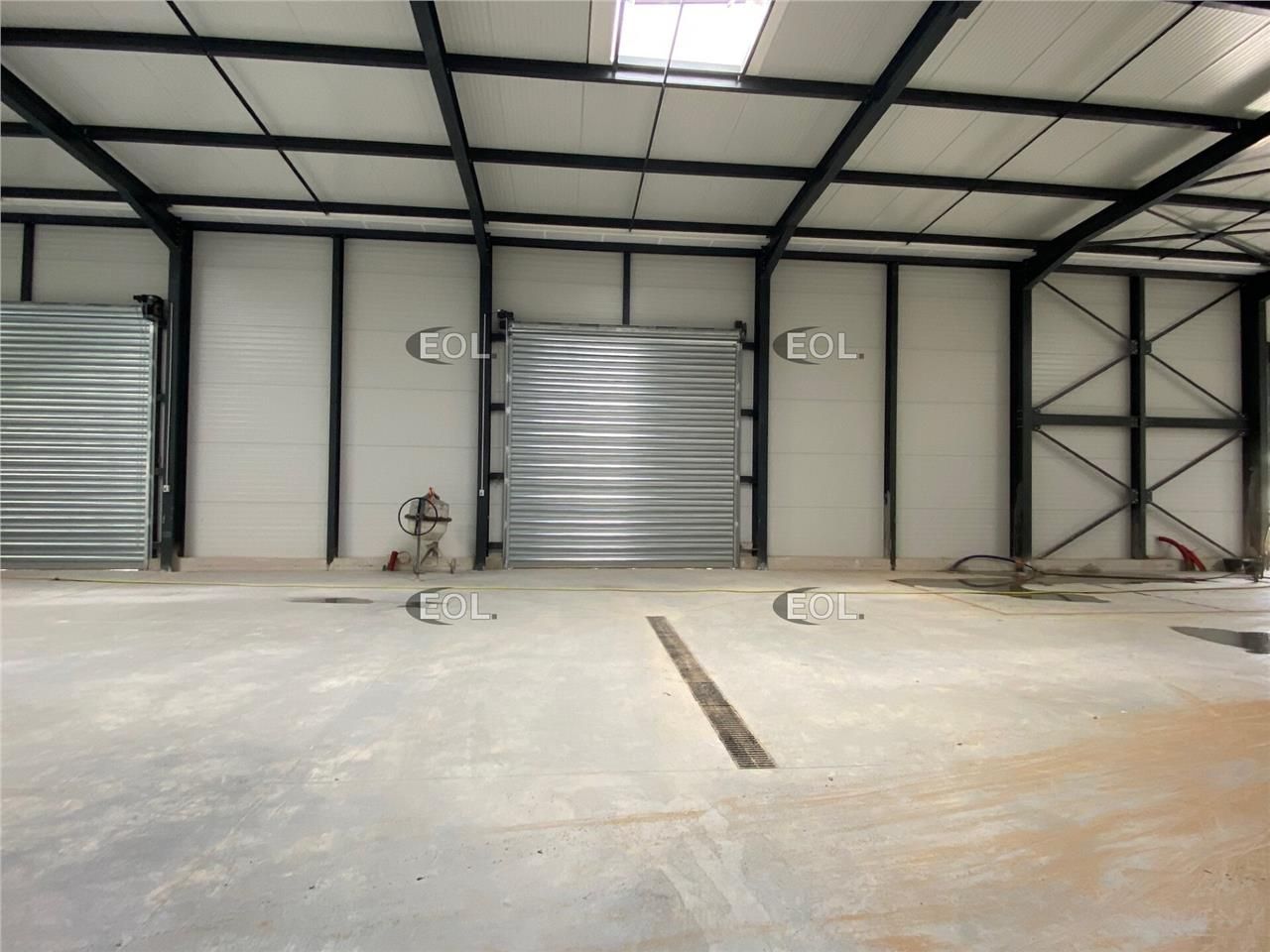 Location Local d'activités 180 m² non divisibles