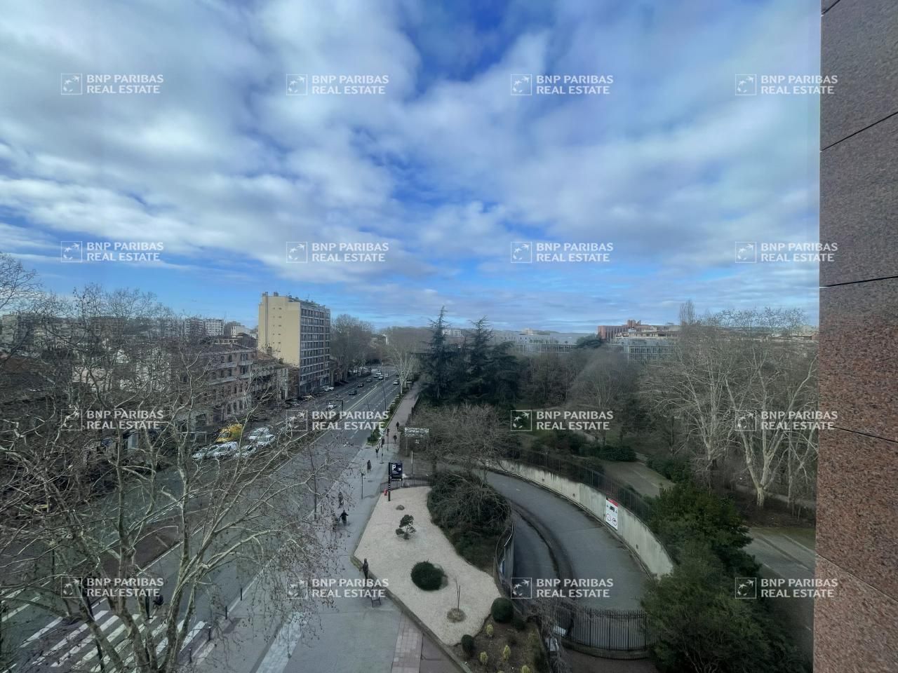 276 m² pour ce bureaux en location à Toulouse