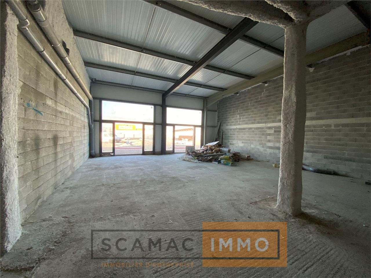 Local commercial de 198m²