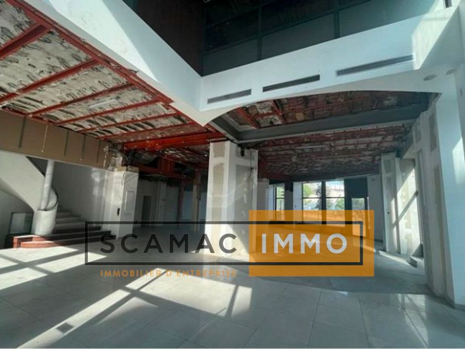 Local commercial de 566m²