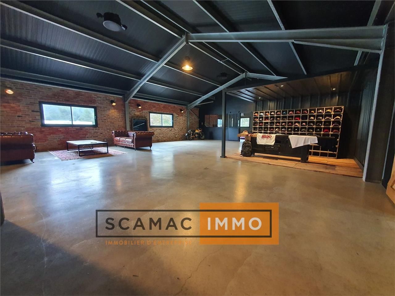 Location Local d'activités 400 m² non divisibles