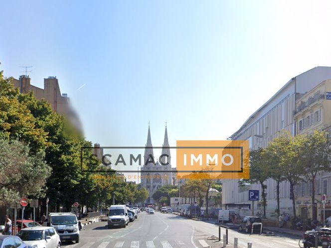 Vente Local Commercial 290 m² non divisibles