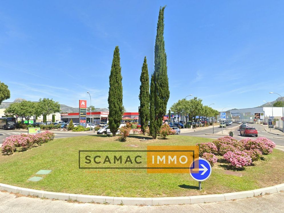 Entrepôt de 2555m²