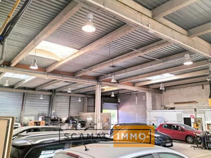 Location Local d'activités 1630 m² non divisibles