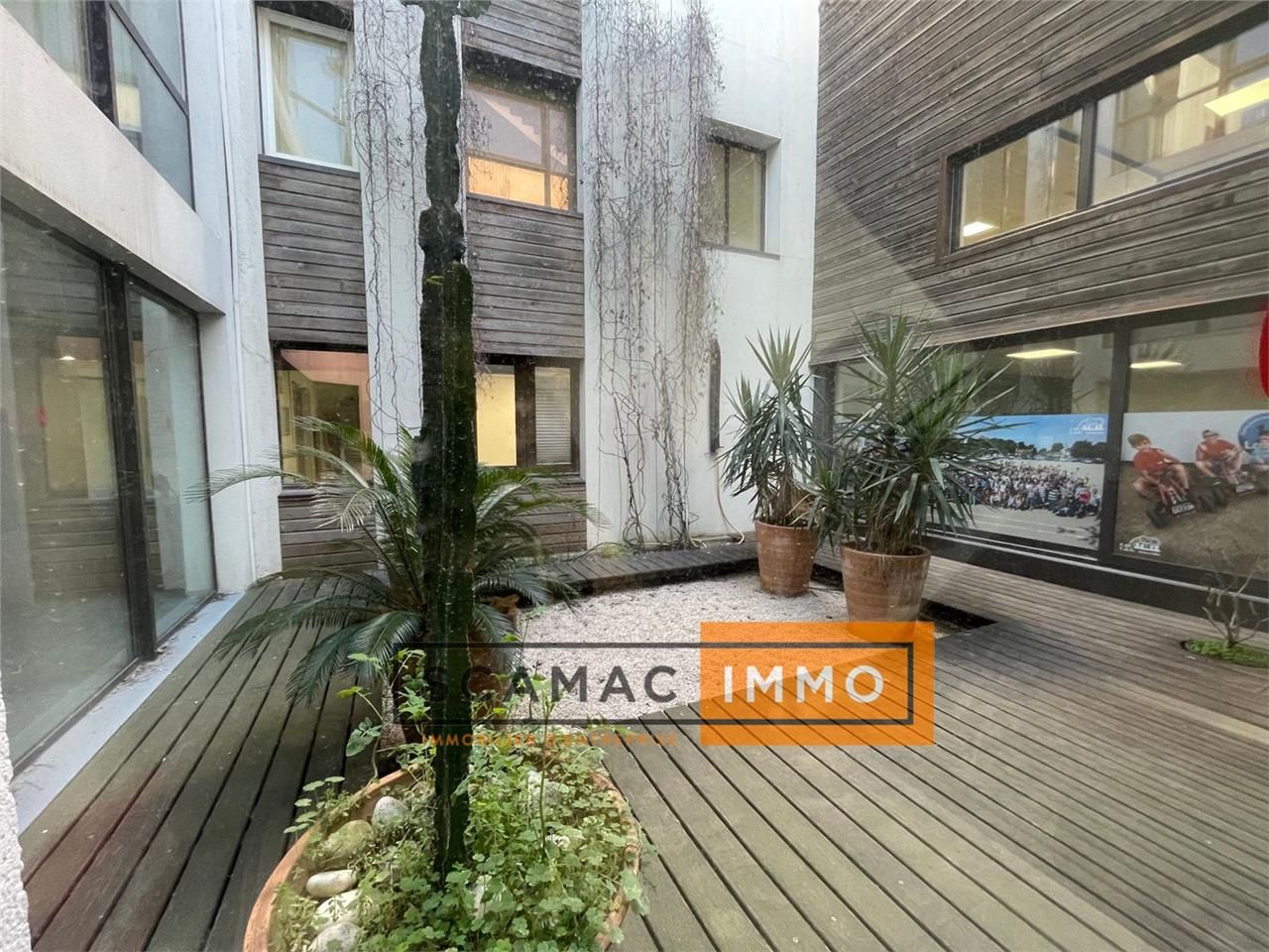 Location Bureaux 485 m² non divisibles