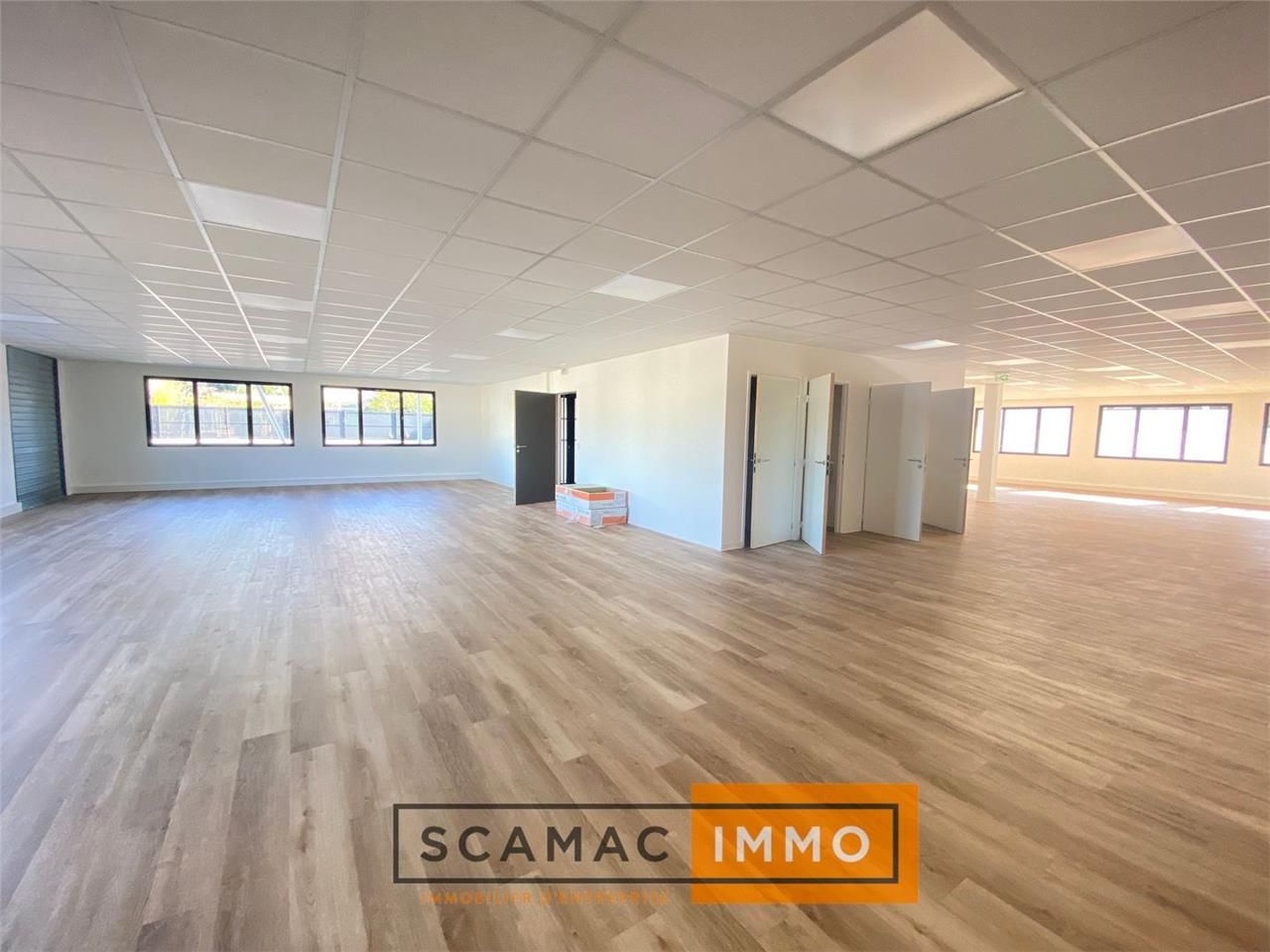 Bureau de 130m²