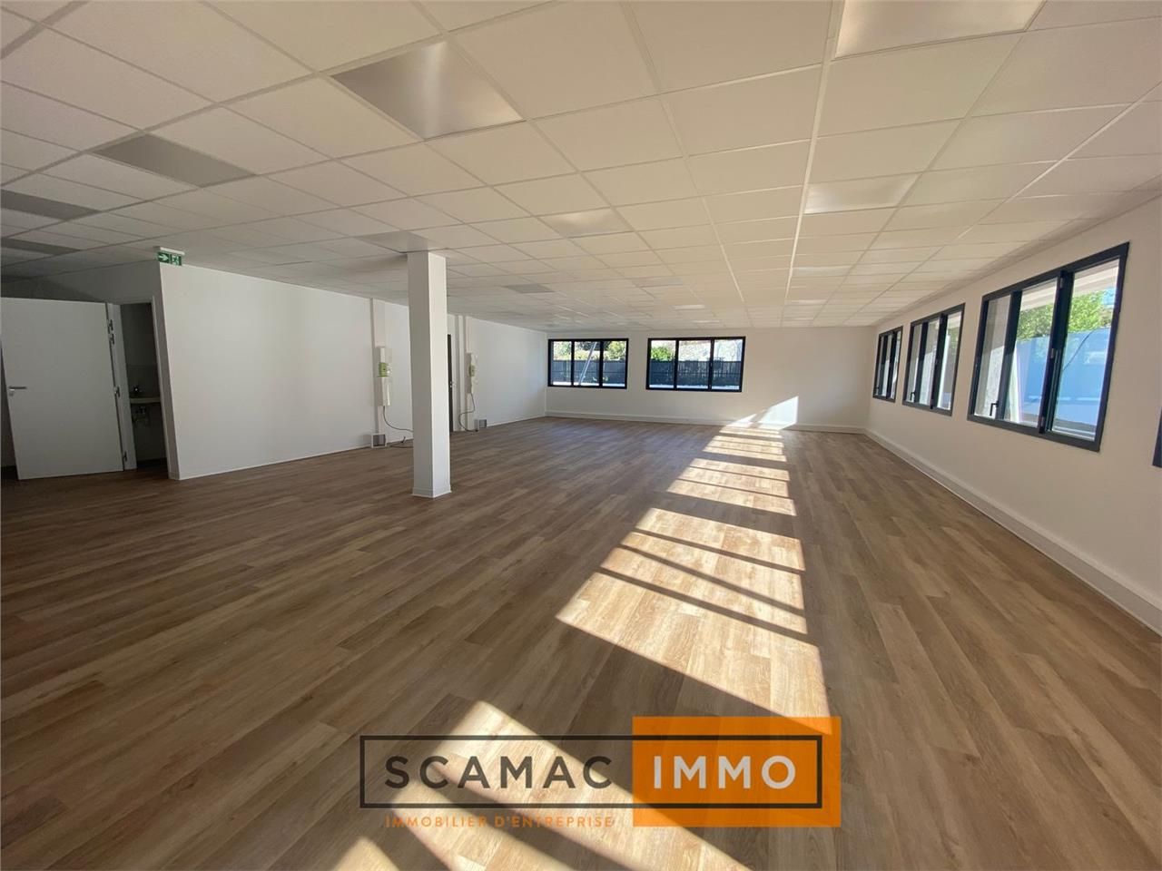 Location Bureaux 150 m² non divisibles