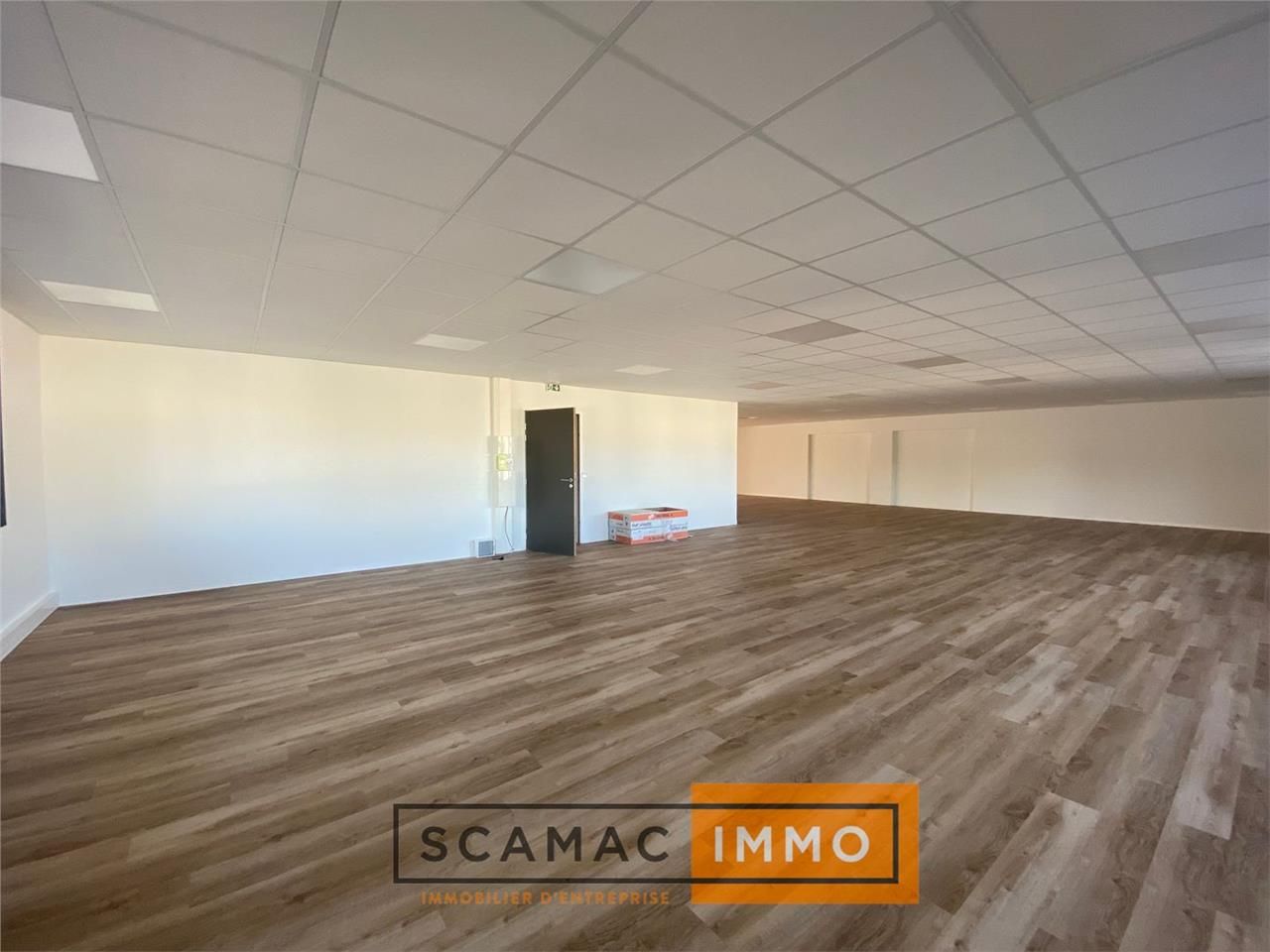 Bureau de 146m²