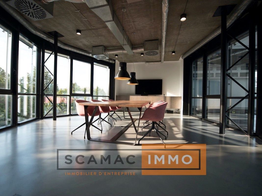 Location Bureaux 800 m² non divisibles