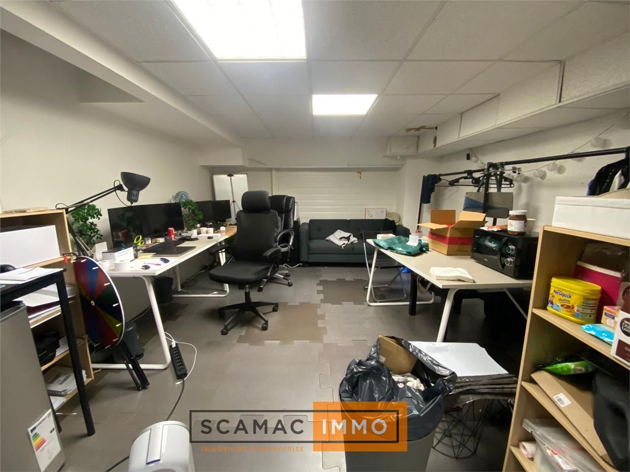 Location Entrepôt 150 m² non divisibles