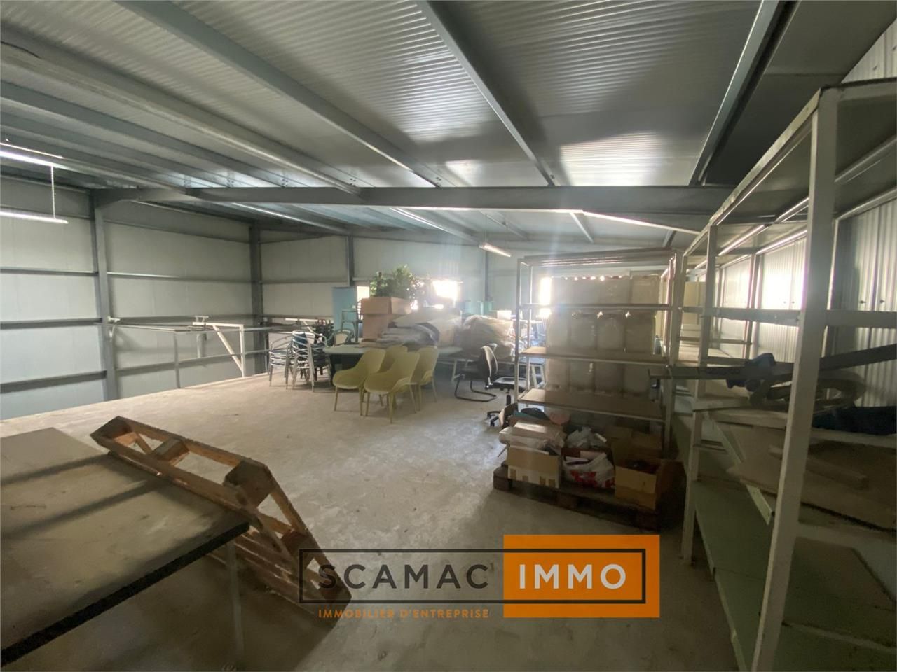 Location Local d'activités 1015 m² non divisibles