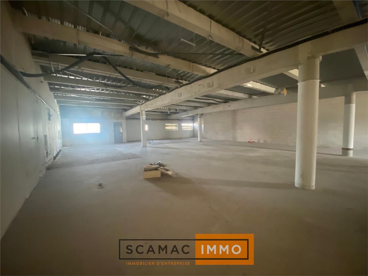 Local commercial de 266m²