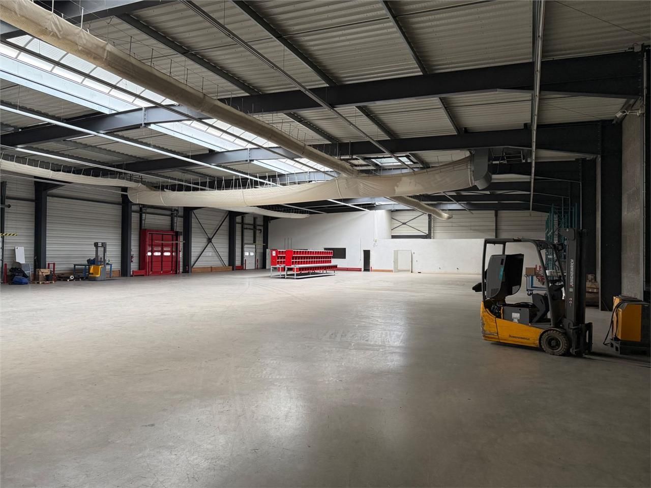 Local d'activités de 1725m²