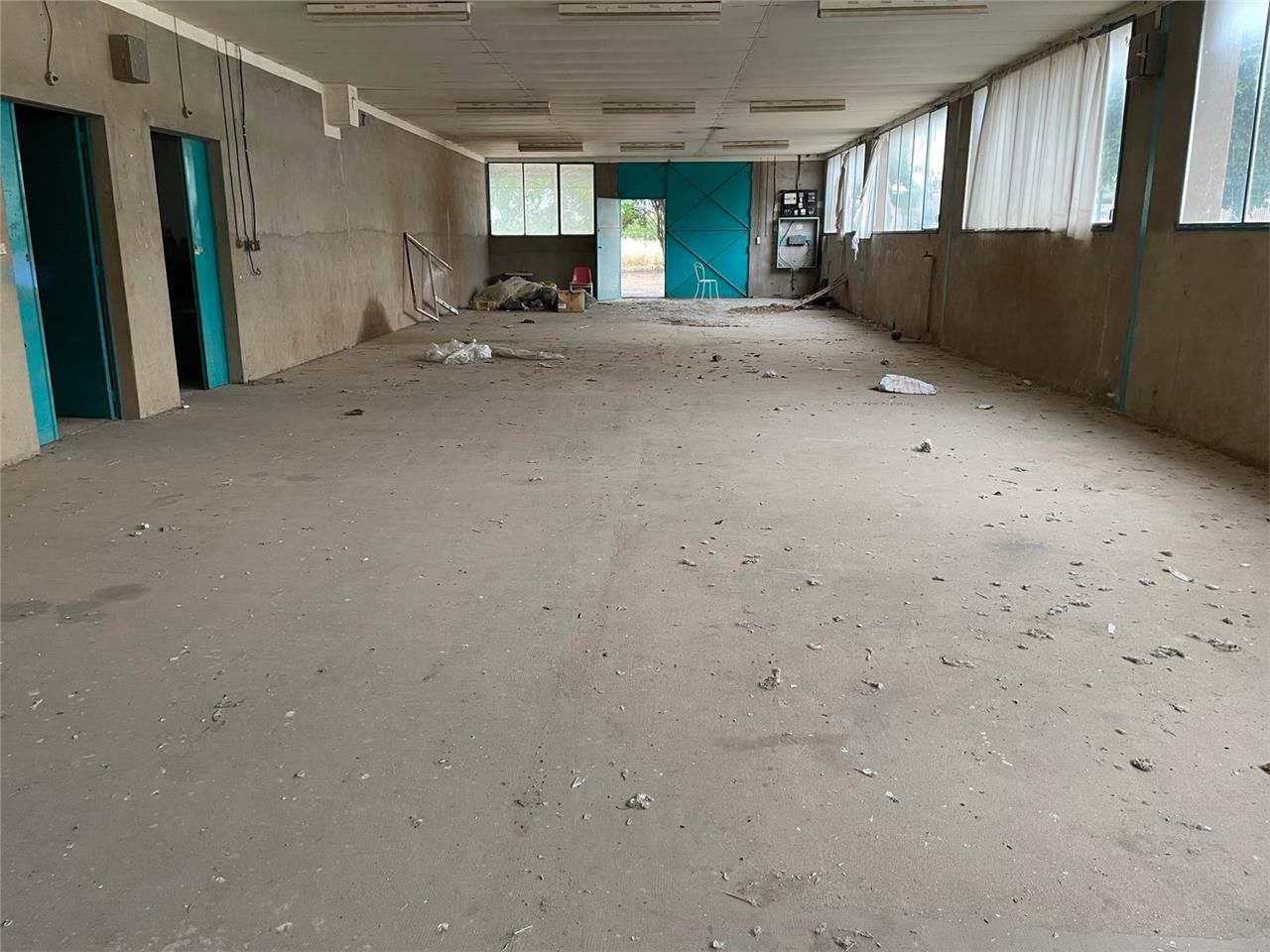 Location Local d'activités 650 m² non divisibles