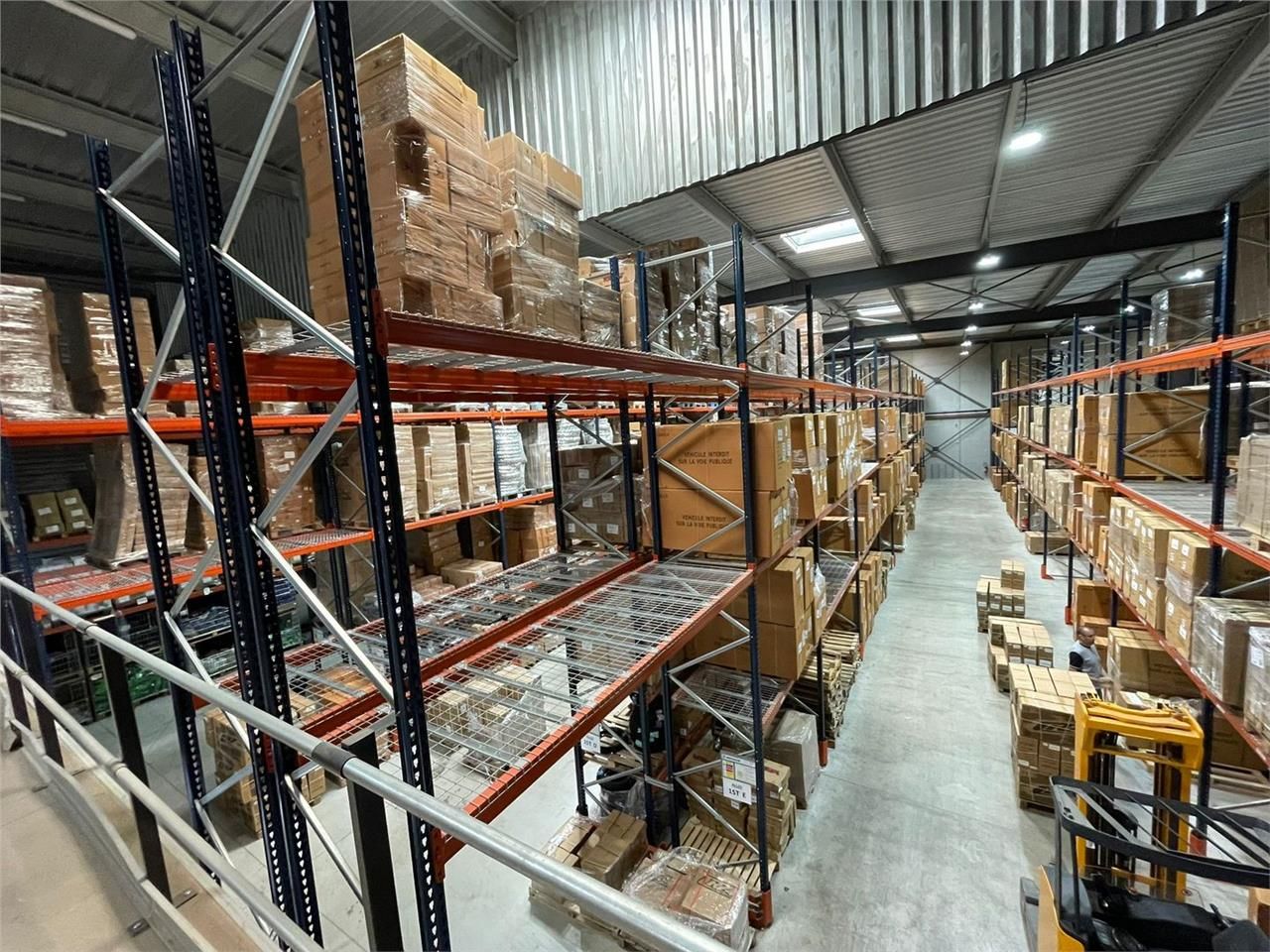 Location Local d'activités 3800 m² non divisibles