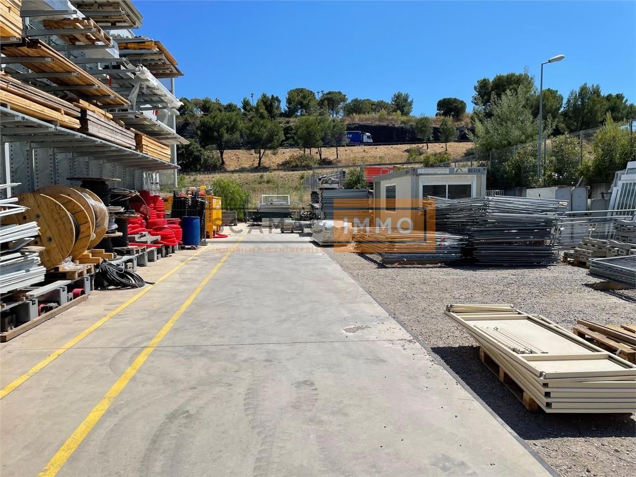 Location Local d'activités 504 m² non divisibles