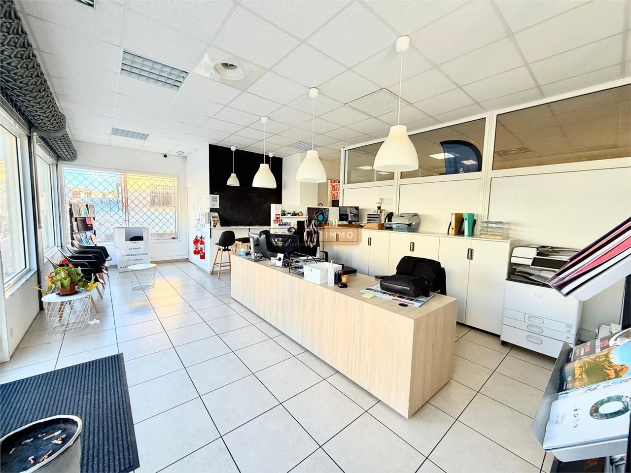 Local d'activités de 458m²