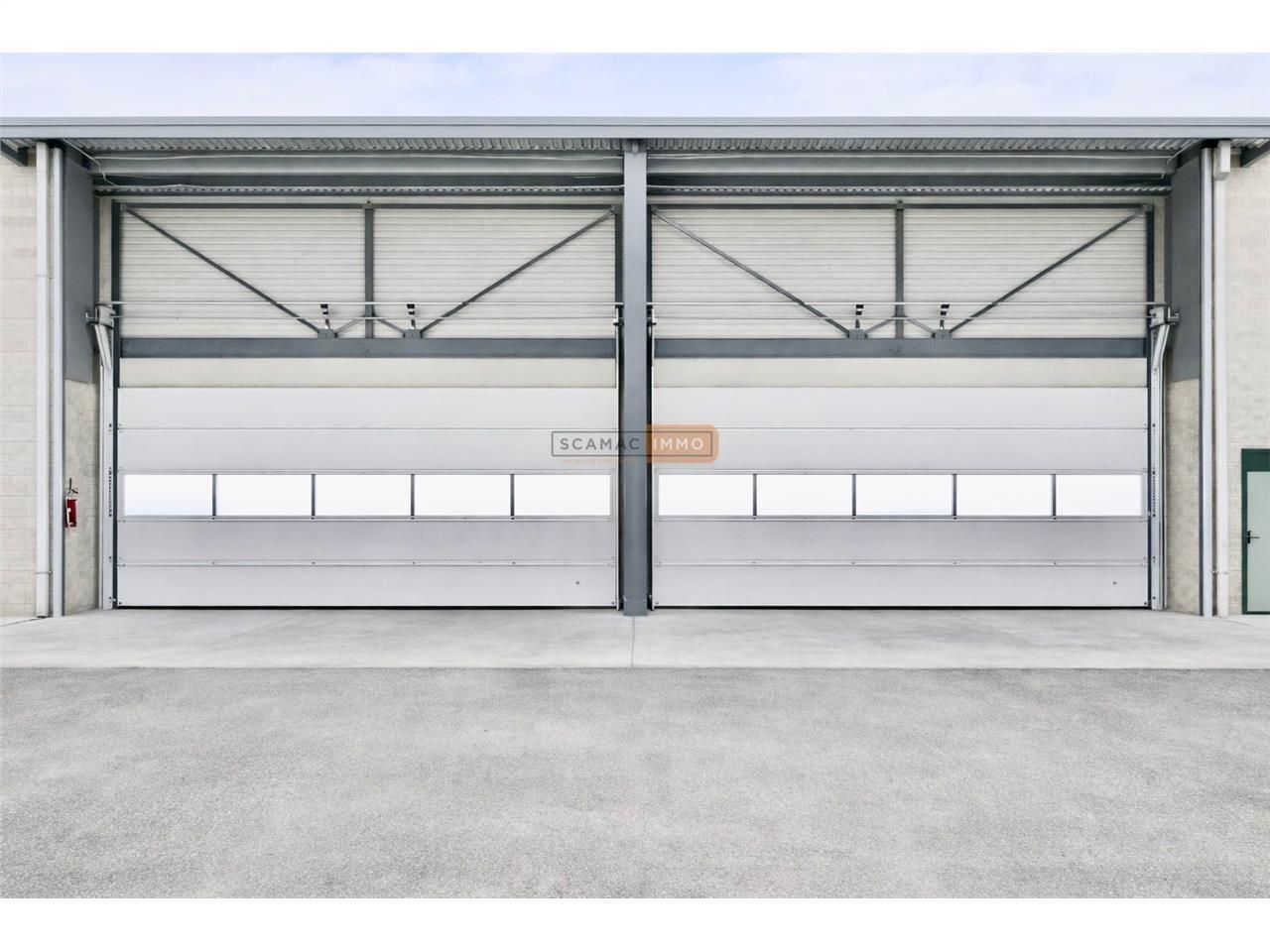 Entrepôt de 176m²