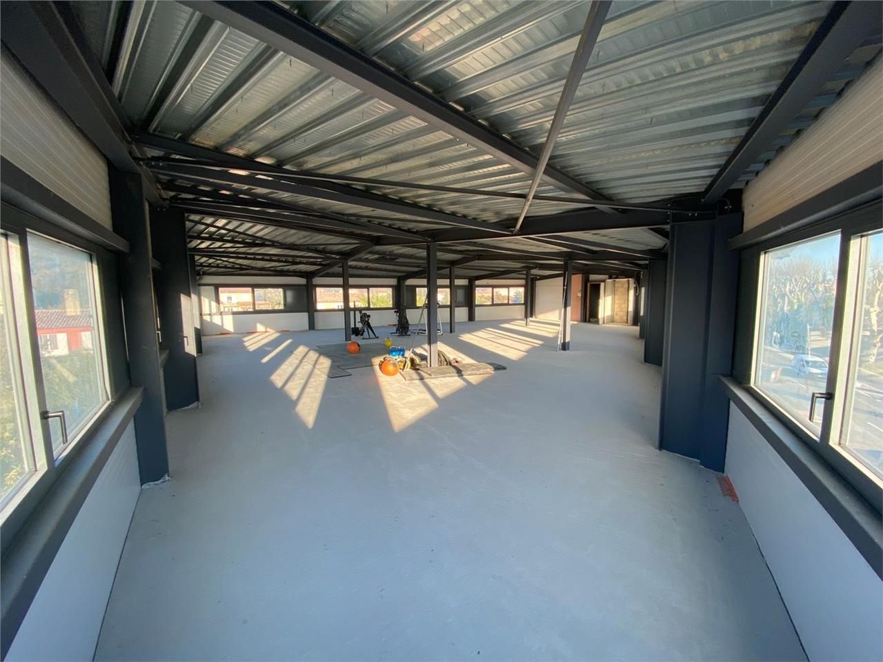 Location Bureaux 230 m² non divisibles