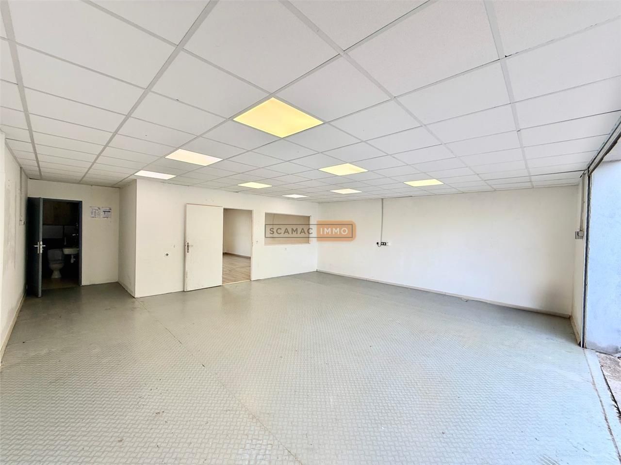 Local d'activités de 100m²
