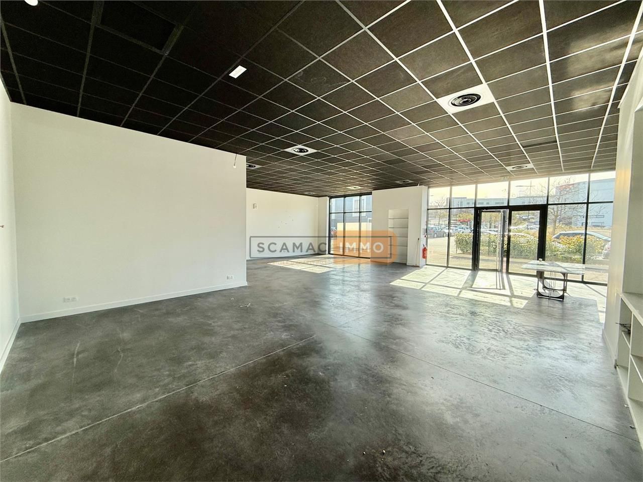 Local d'activités de 235m²