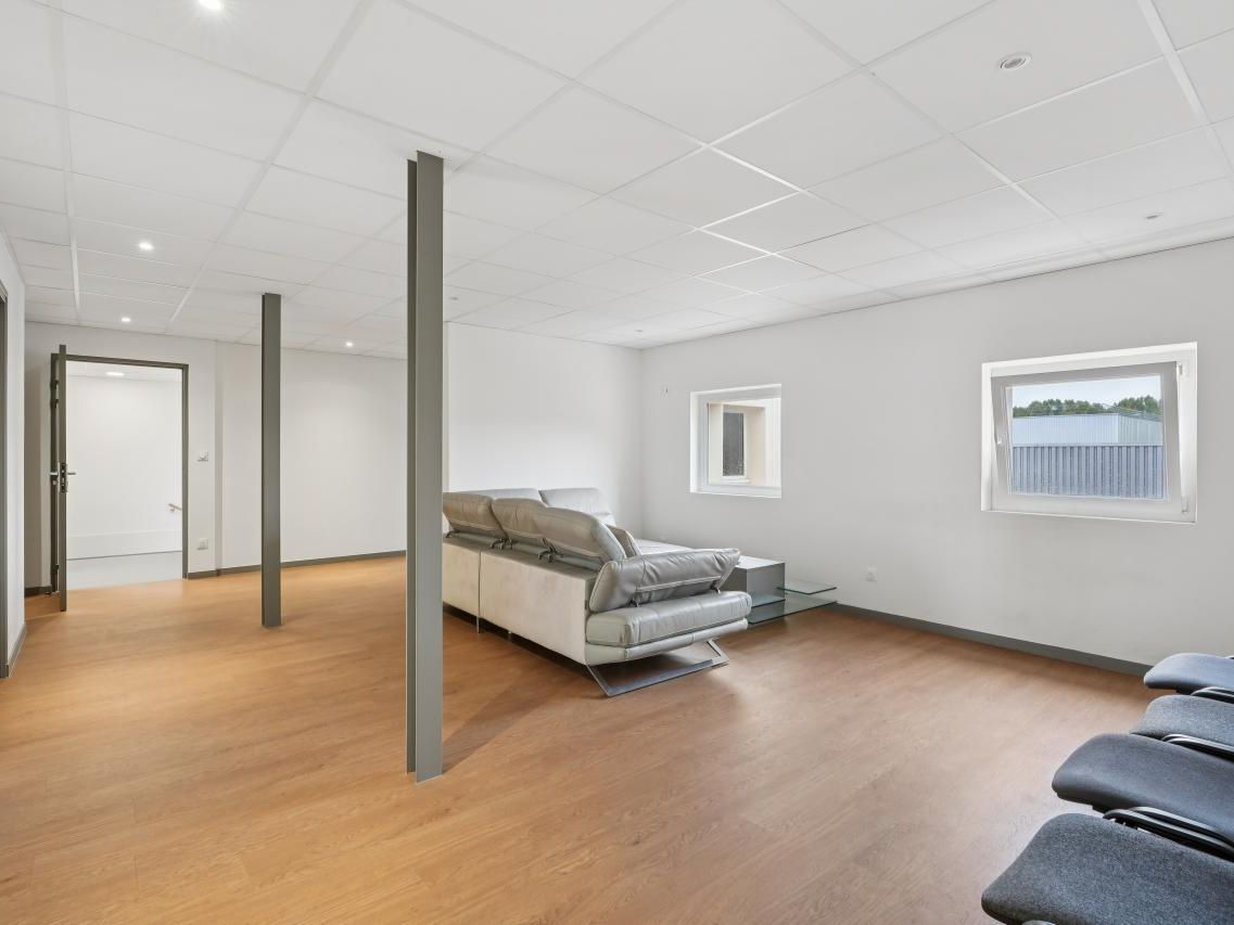 1410 m² pour ce activité en vente à Grigny