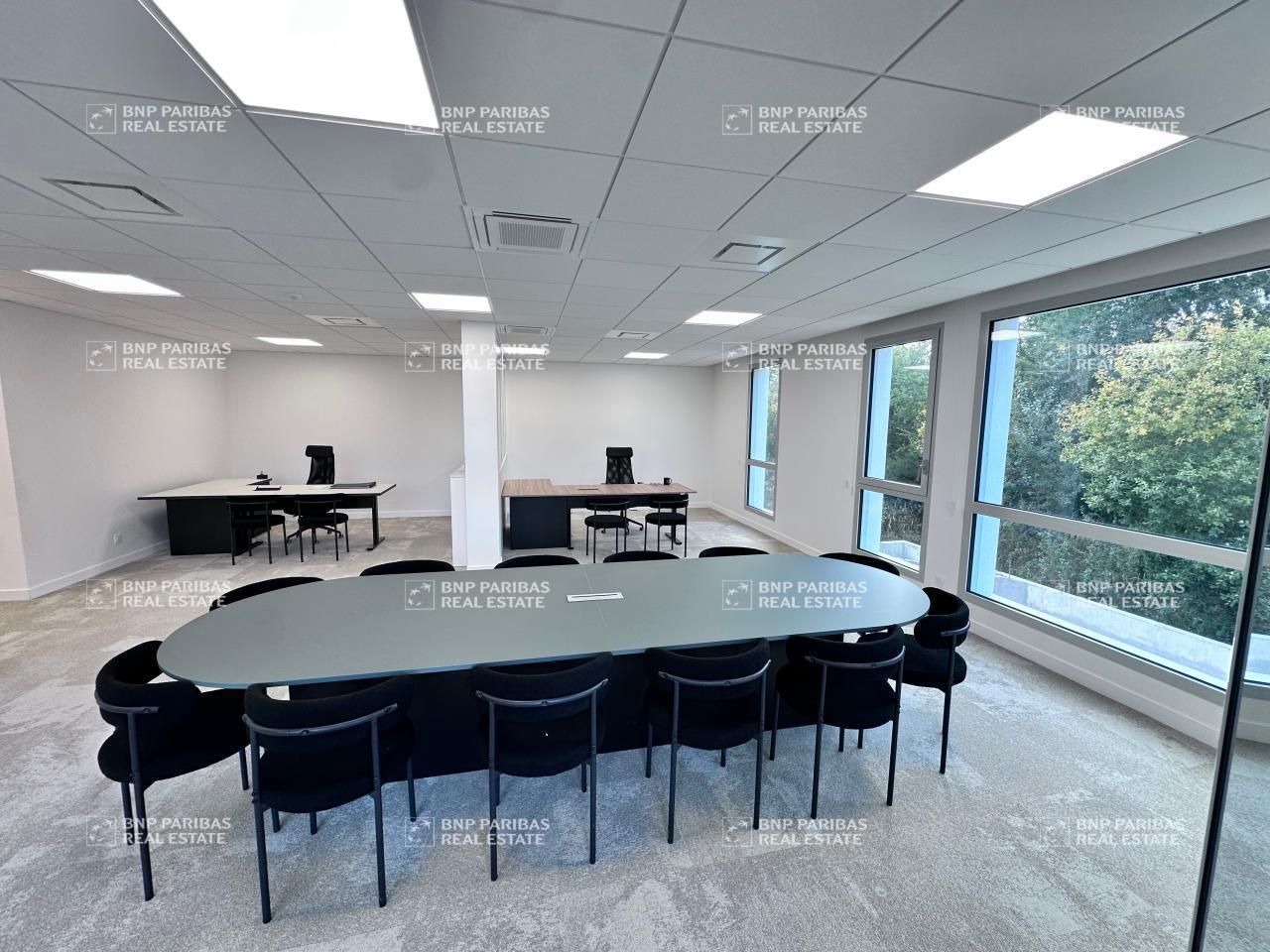 657.18 m² pour ce bureaux en location à Montévrain