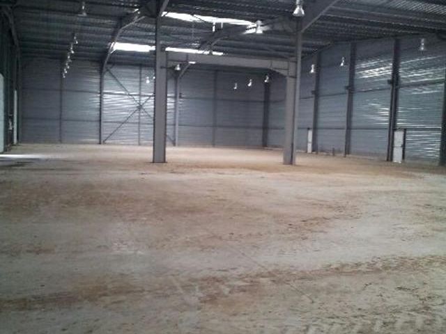 Location activité/entrepôt Crépy-en-Valois (60800) - 1300 m²