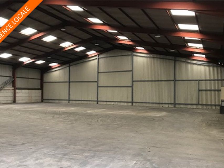 Location entrepot 625 m² non divisibles