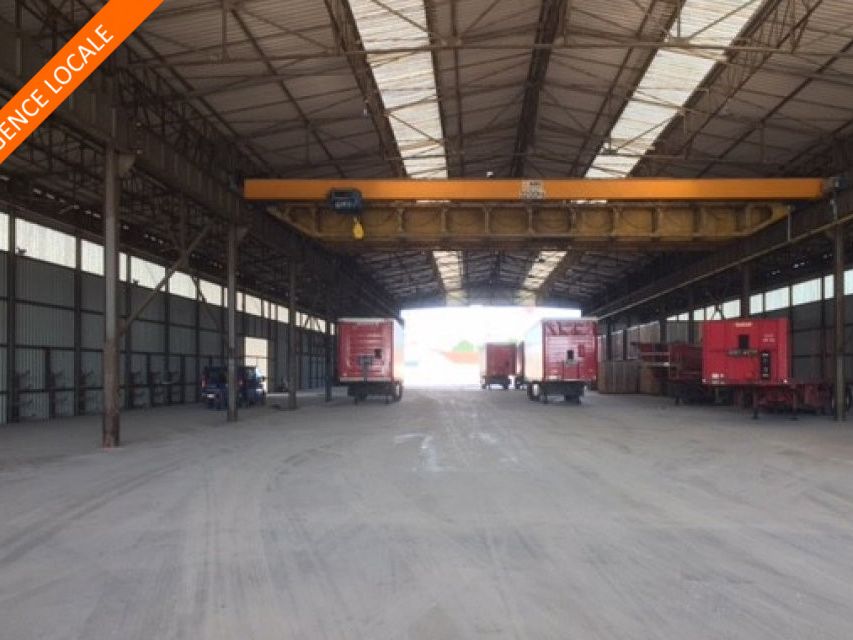 Location entrepot 4200 m² non divisibles