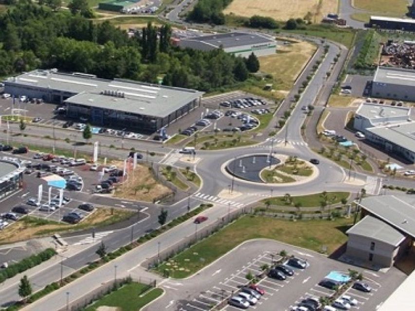 Vente terrain 660000 m² divisibles à partir de 2600 m²