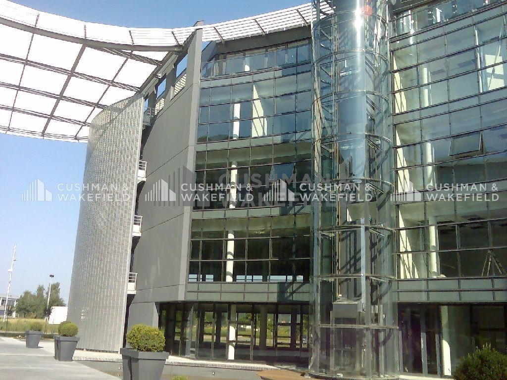 Location bureaux 1796 m² divisibles à partir de 290 m²