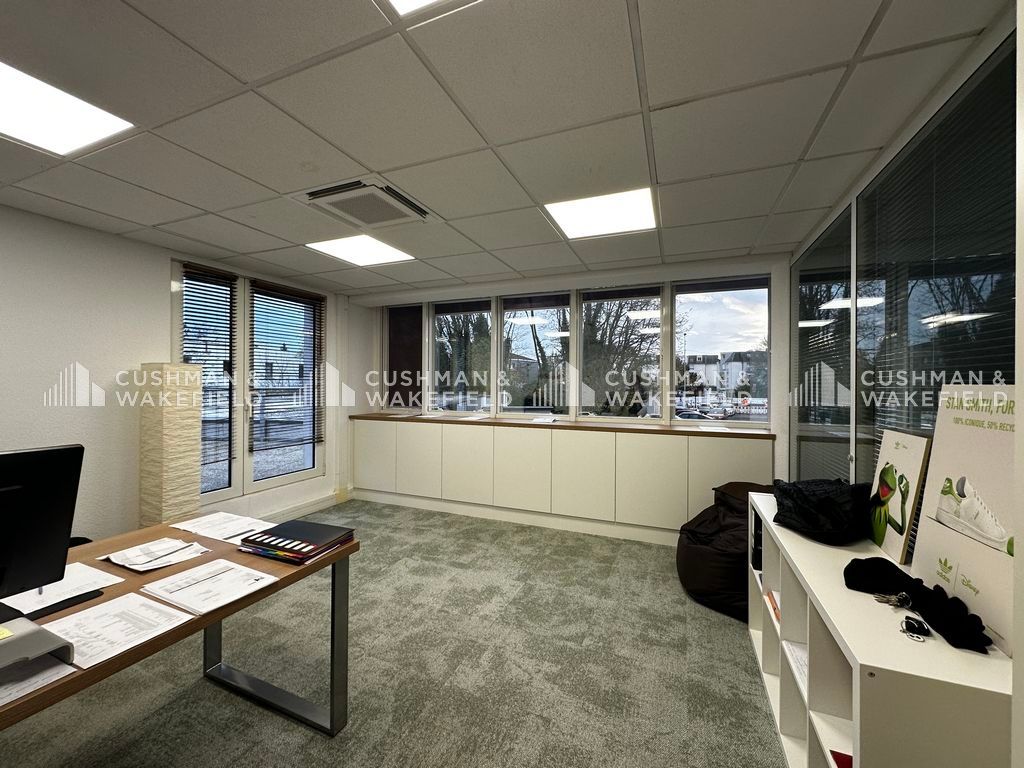 Location bureaux 339 m² divisibles à partir de 24 m²