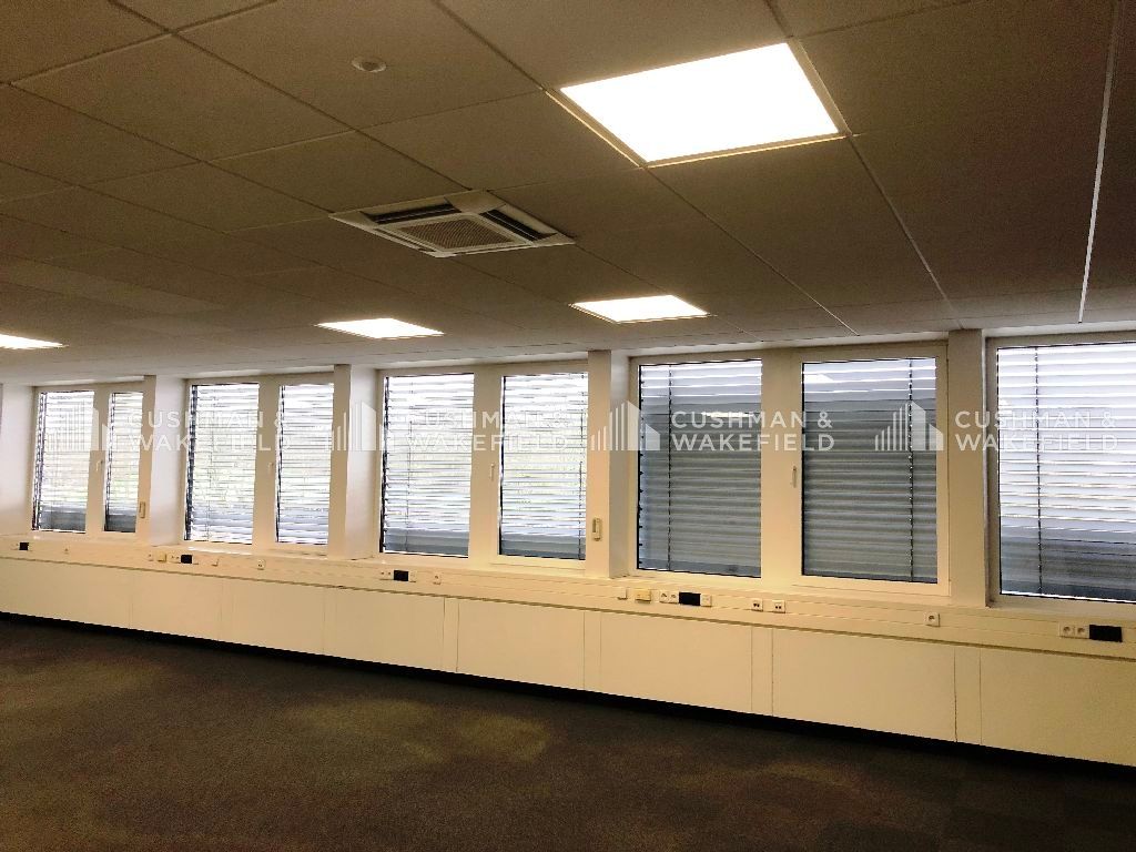 Location bureaux 1272 m² divisibles à partir de 192 m²