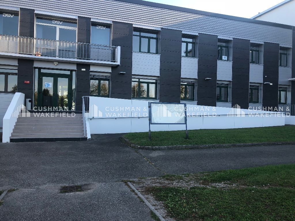 Location bureaux 318 m² divisibles à partir de 41 m²