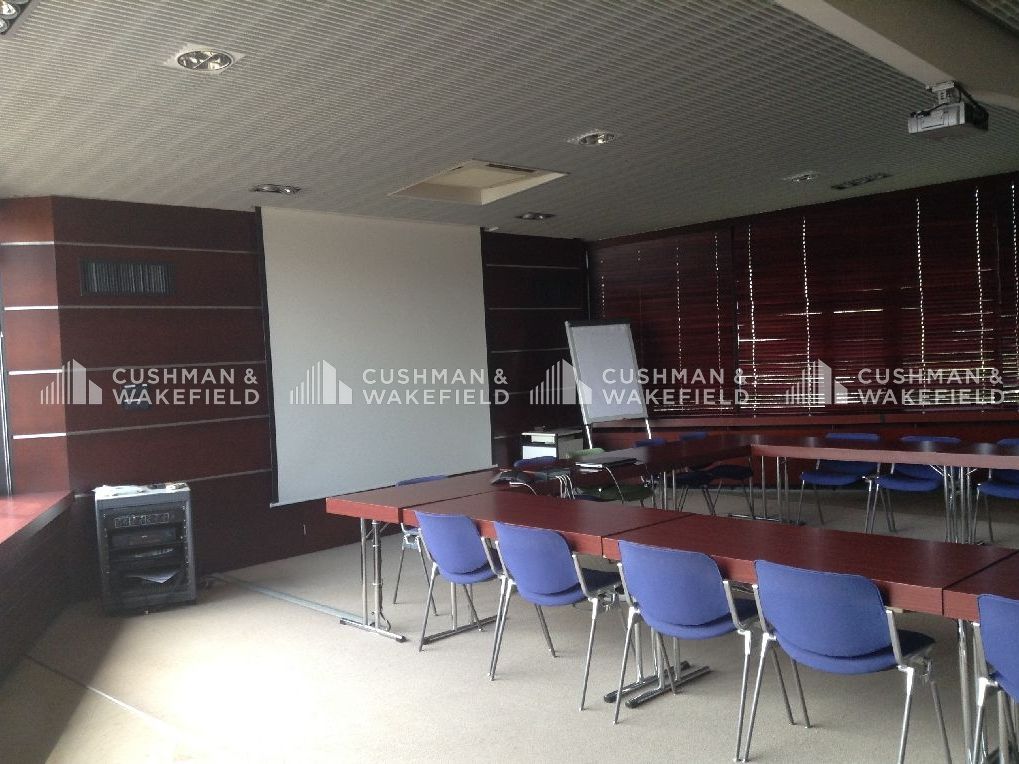 Vente bureaux 1360 m² non divisibles