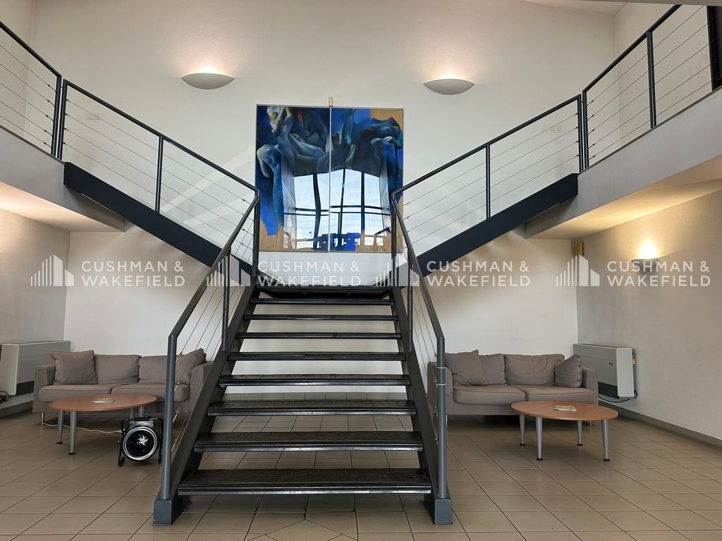 Location bureaux 808 m² divisibles à partir de 404 m²