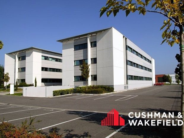 Location bureaux 550 m² non divisibles