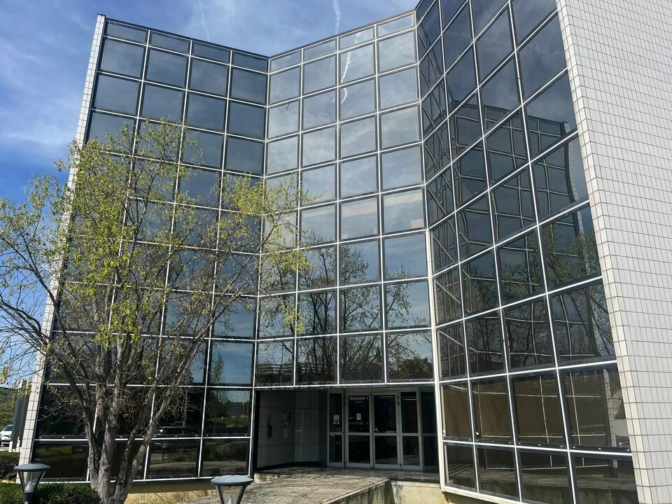 Location bureaux 1571 m² divisibles à partir de 54 m²