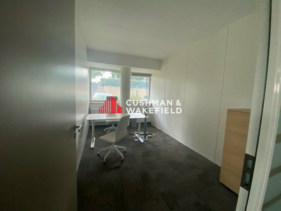 Location bureau - 1076 m²
