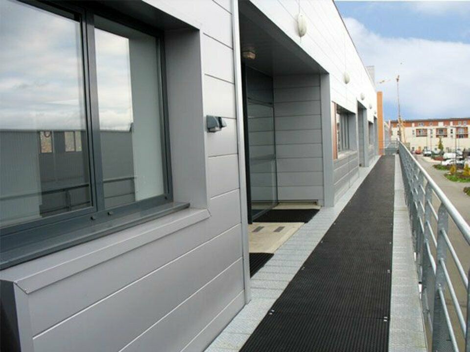 Plateau de bureaux de 670m² à louer - Alençon (61)