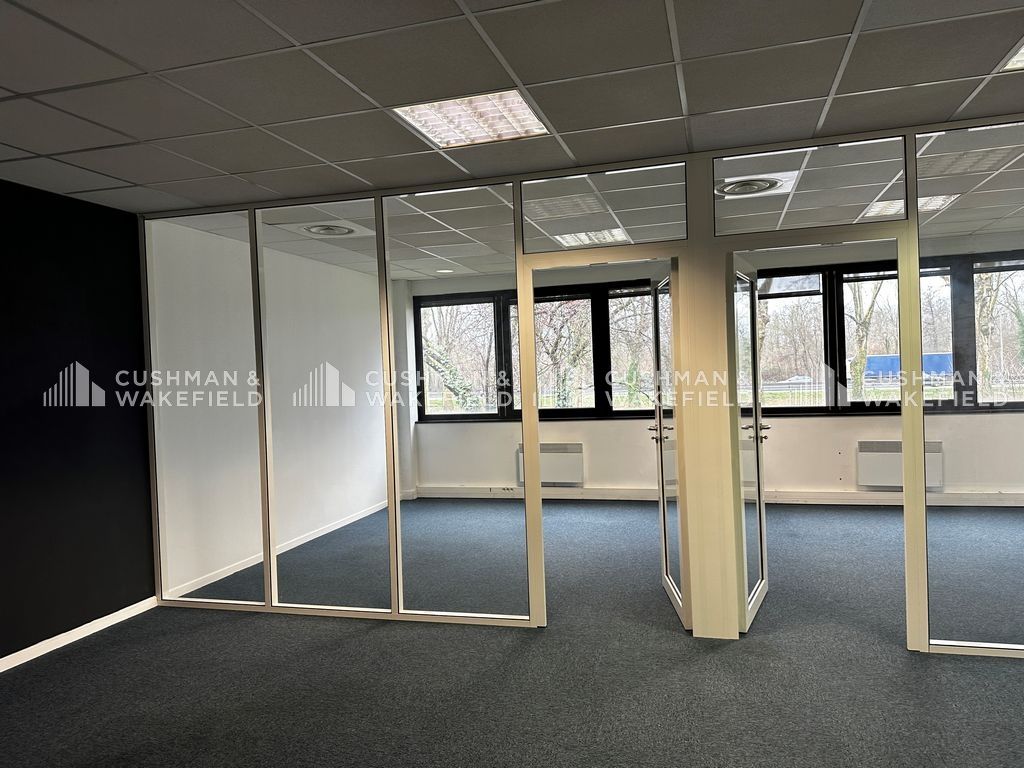 Location bureaux 166 m² non divisibles