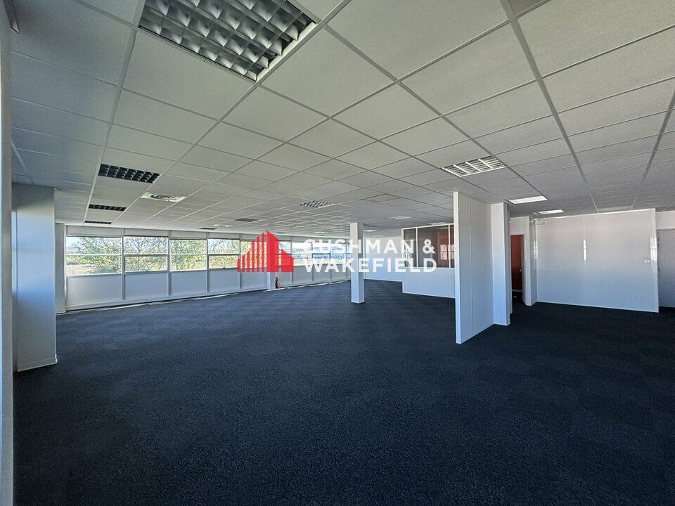 Location bureaux 2723 m² divisibles à partir de 147 m²
