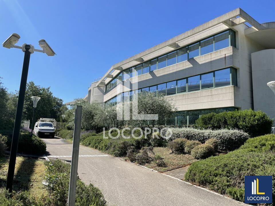 Location bureaux 3716 m² divisibles à partir de 280 m²