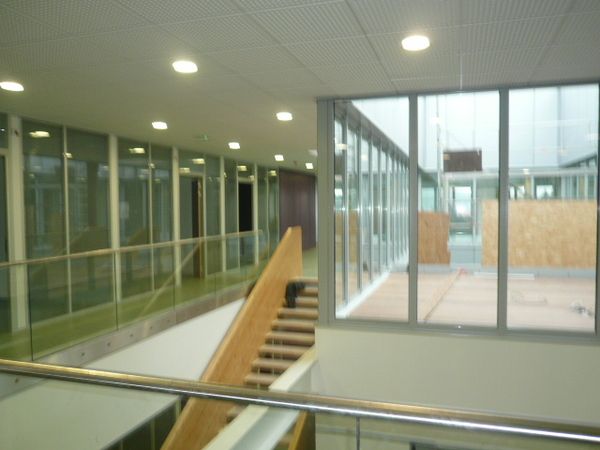 Location bureaux 165.9 m² divisibles à partir de 26 m²