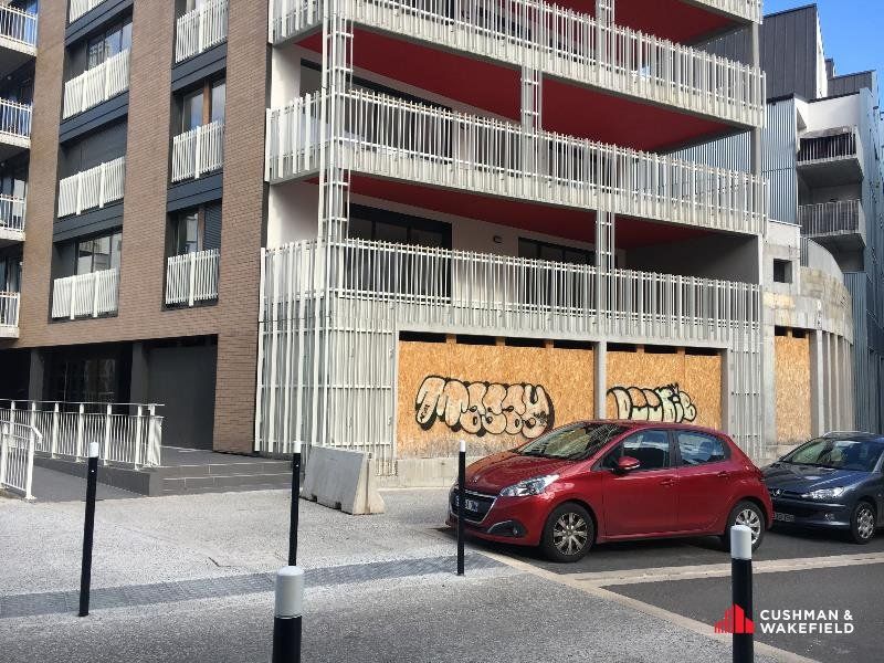 Location bureaux 270 m² non divisibles