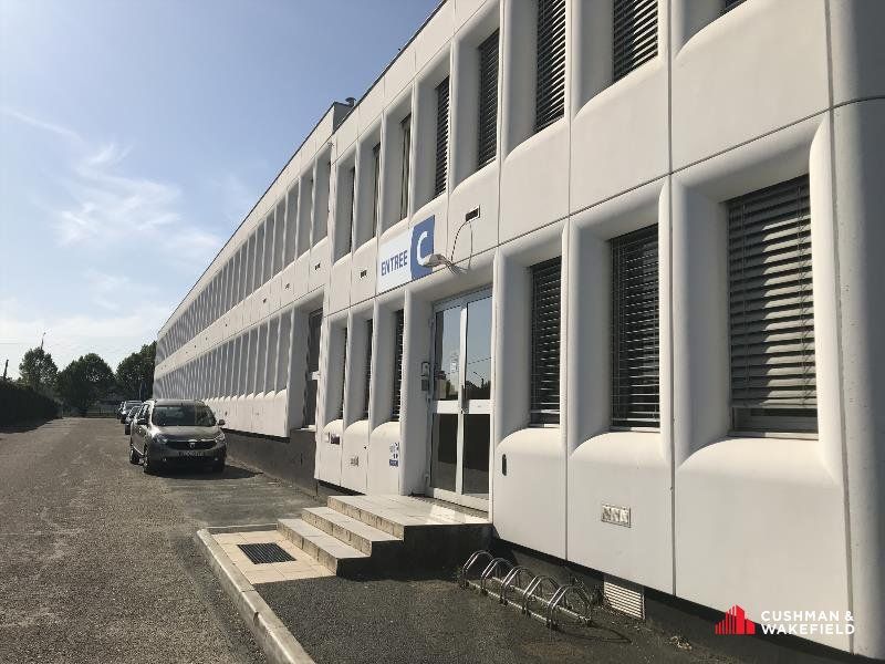 Location bureaux 320 m² non divisibles