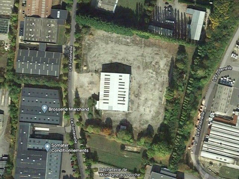 Location entrepot 1627 m² non divisibles