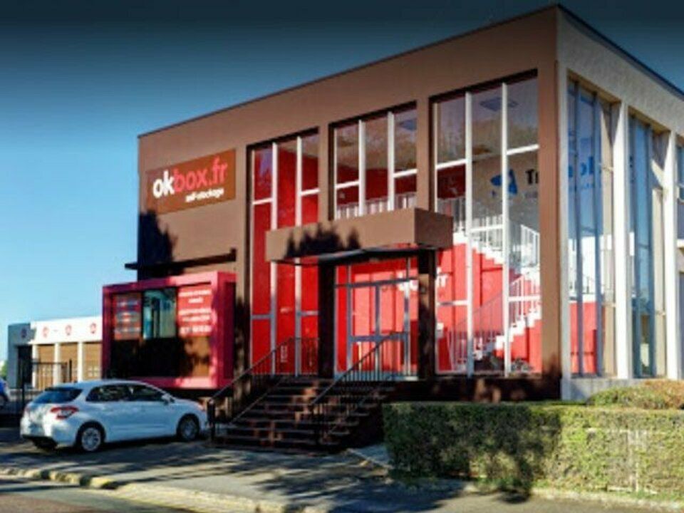 Location bureaux 17 m² non divisibles