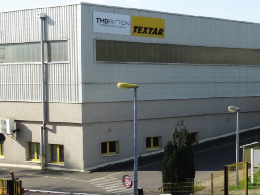 Location local d''activites 10408 m² non divisibles